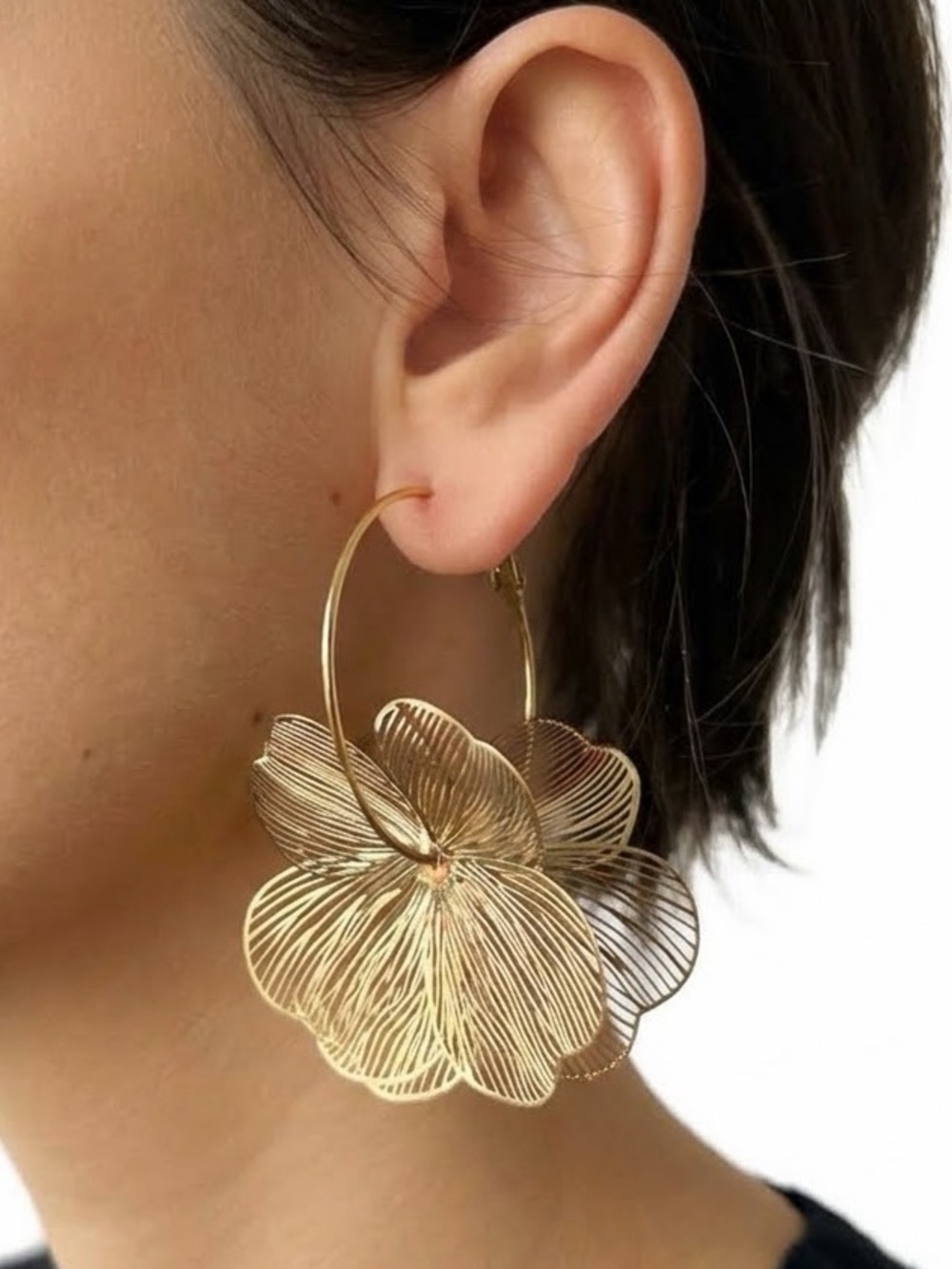 Gold plated hollow floral wire hoop earrings Large Vintage Style Womens Jewelry